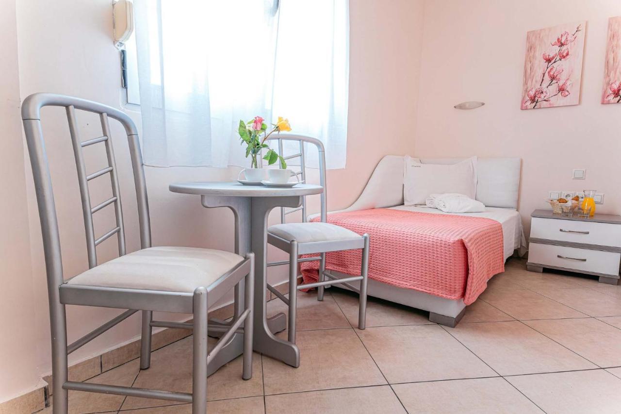 Marinis Boutique Rooms Nea Iraklitsa Exteriör bild