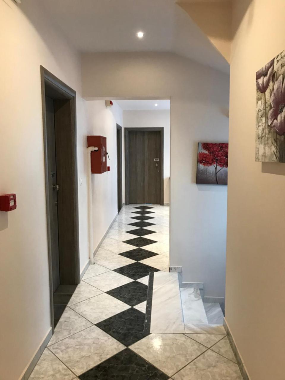Marinis Boutique Rooms Nea Iraklitsa Exteriör bild